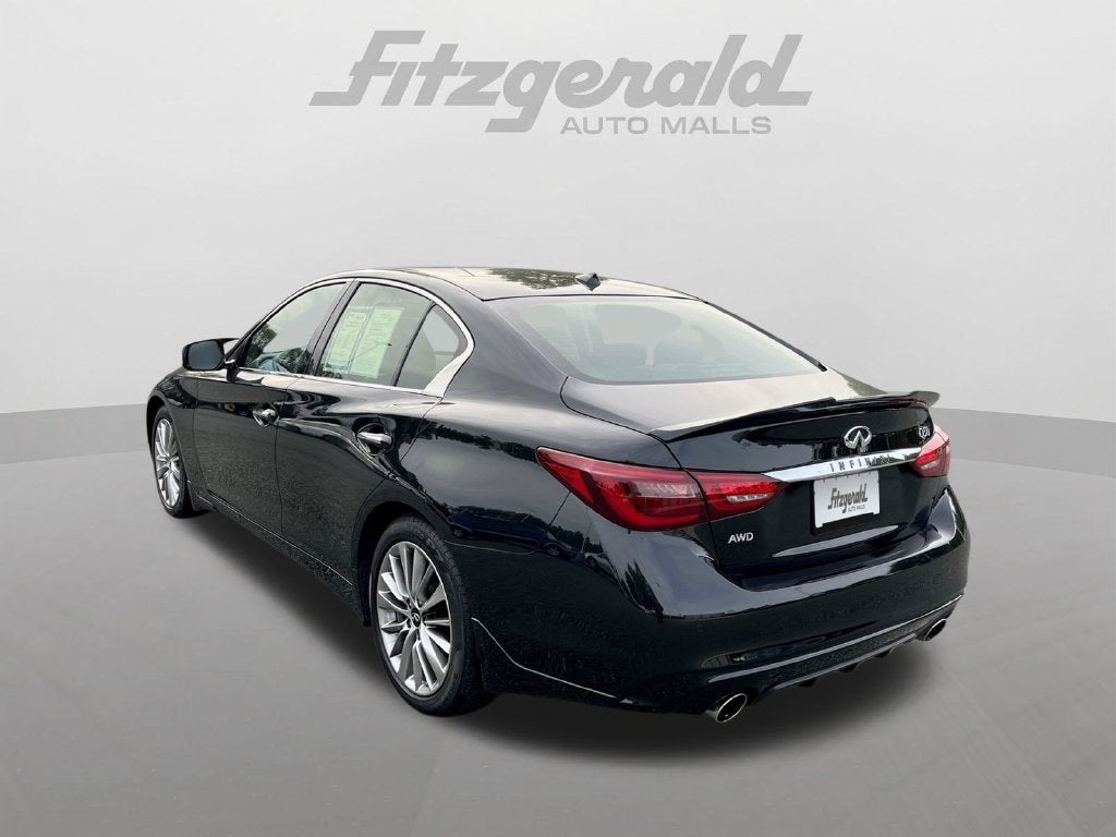 2022 INFINITI Q50 LUXE