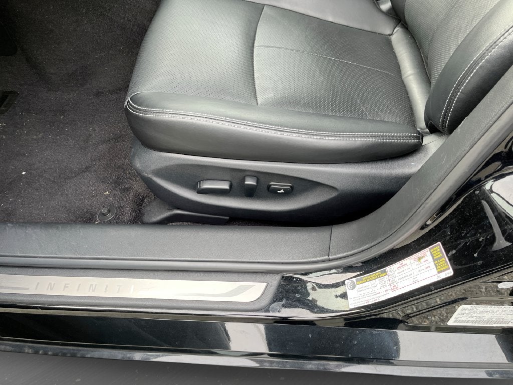 2022 INFINITI Q50 LUXE