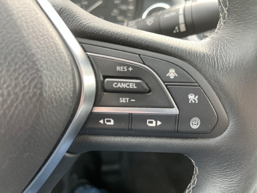 2022 INFINITI Q50 LUXE