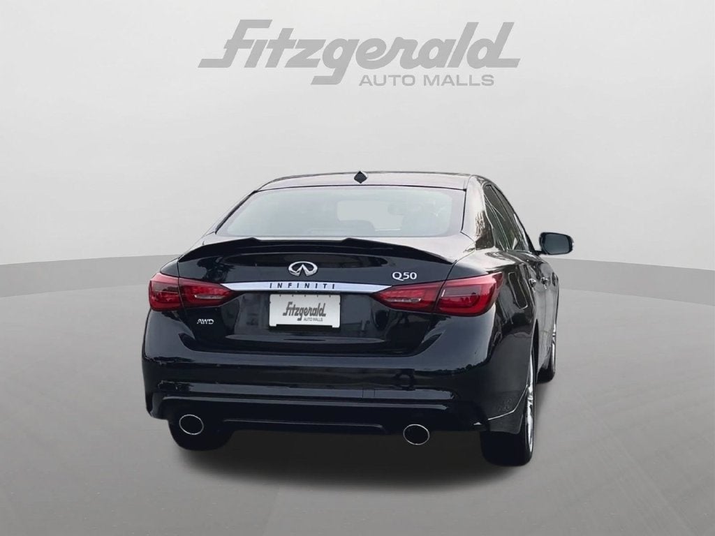 2022 INFINITI Q50 LUXE