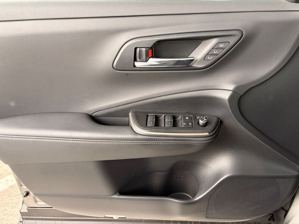 2023 Toyota Toyota Crown LTD Limited