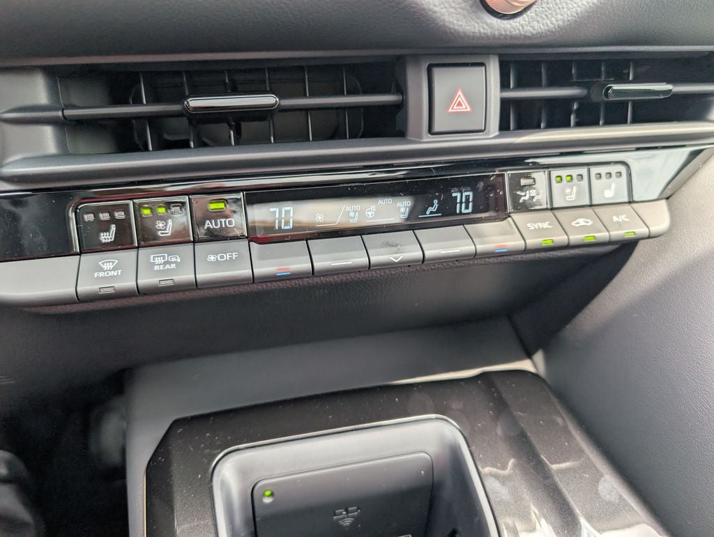 2026 Toyota Toyota Crown Signia Limited