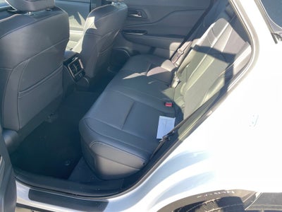 2025 Toyota Toyota Crown Signia Limited