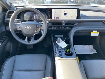 2025 Toyota Toyota Crown Signia Limited