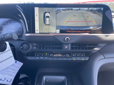 2026 Toyota Toyota Crown Signia Limited