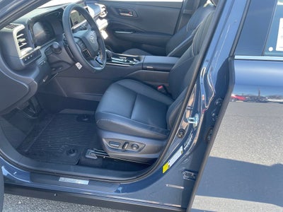 2026 Toyota Toyota Crown Signia Limited