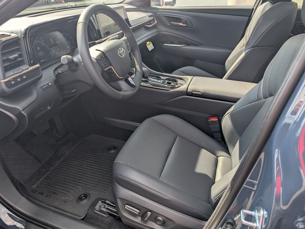 2026 Toyota Toyota Crown Signia Limited