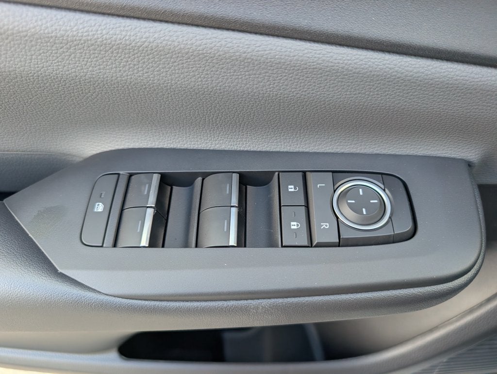 2027 Toyota Prius Limited AWD