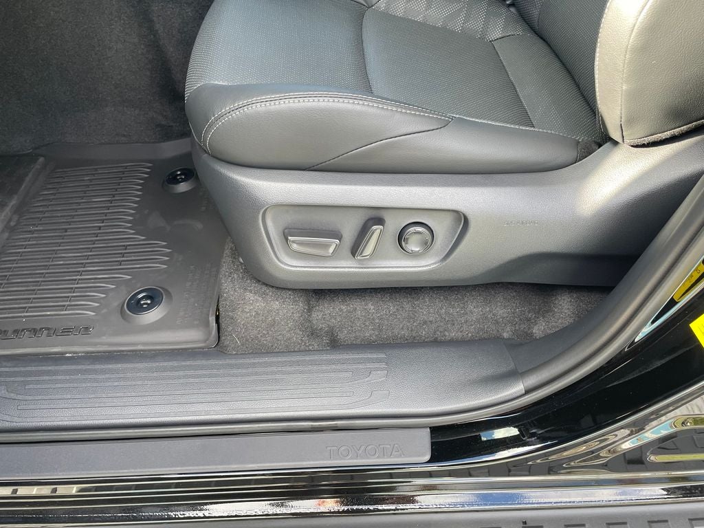 2025 Toyota 4Runner i-FORCE MAX TRD Off-Road Premium i-FORCE MAX