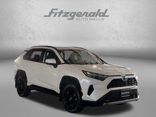 2022 Toyota RAV4 HYBRID SE