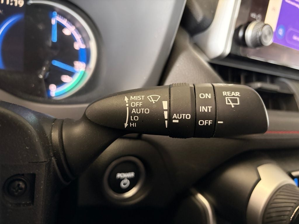 2024 Toyota RAV4 Prime SE