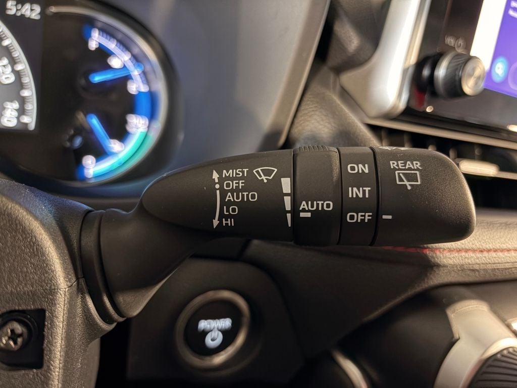 2025 Toyota RAV4 Plug-in Hybrid SE