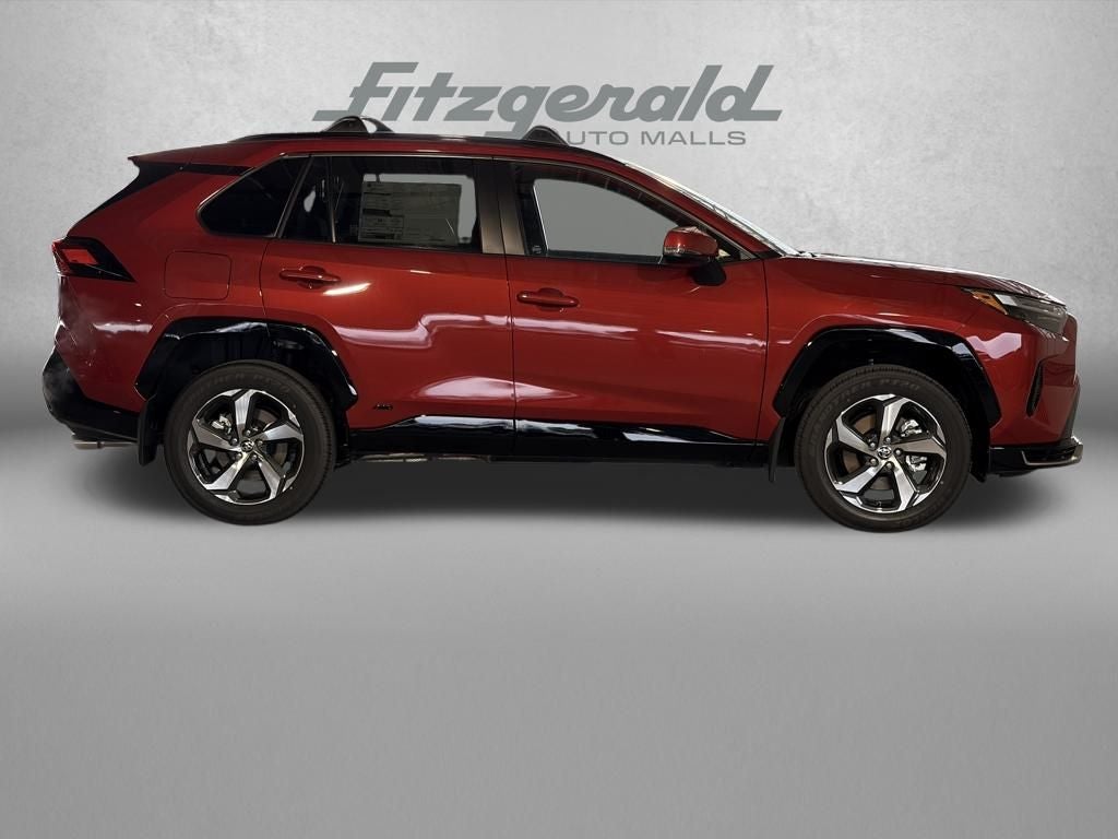 2025 Toyota RAV4 Plug-in Hybrid SE