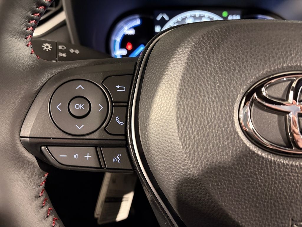 2025 Toyota RAV4 Plug-in Hybrid SE