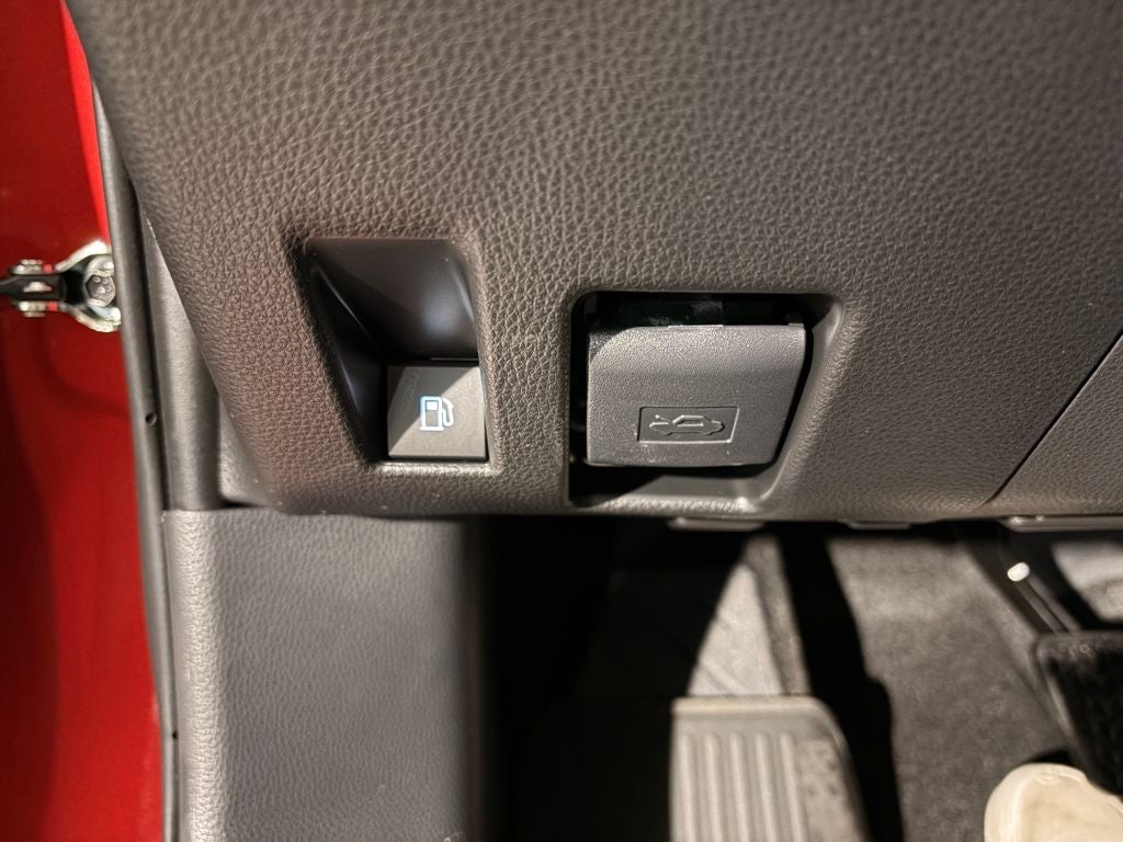 2025 Toyota RAV4 Plug-in Hybrid SE