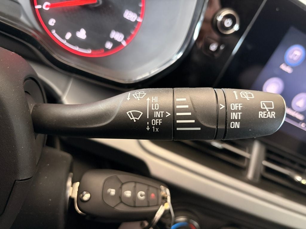 2025 Chevrolet Trax 1RS