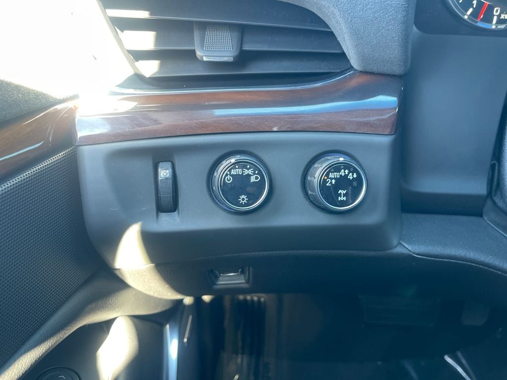 2018 Cadillac Escalade Premium Luxury