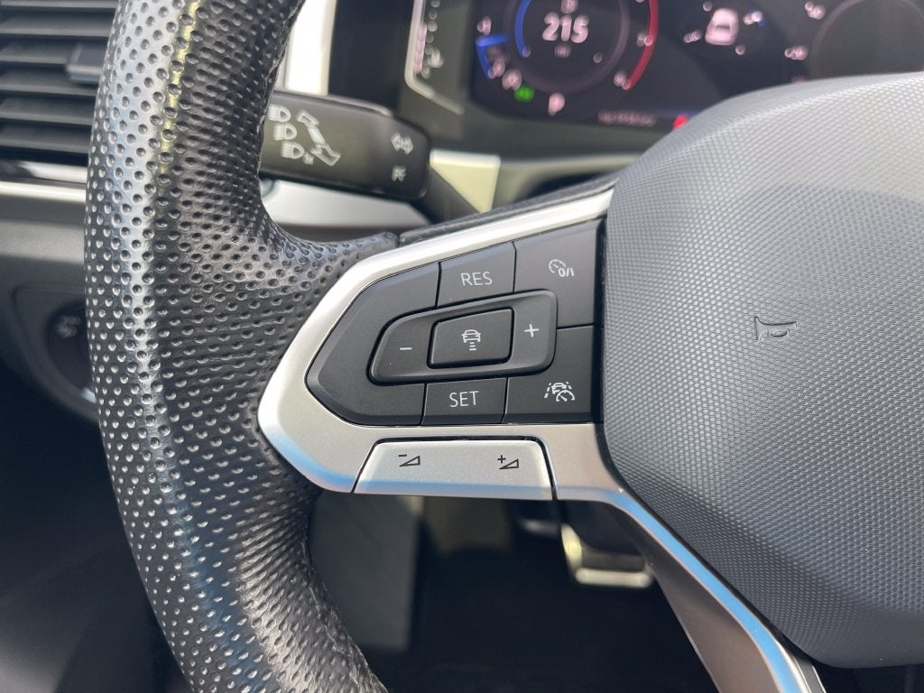 2023 Volkswagen Atlas 3.6L V6 SEL Premium R-Line