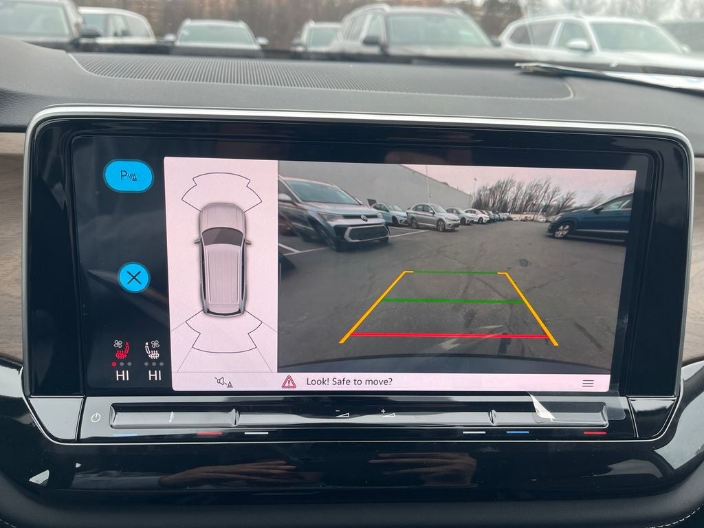 2026 Volkswagen Atlas 2.0T SE w/ Technology