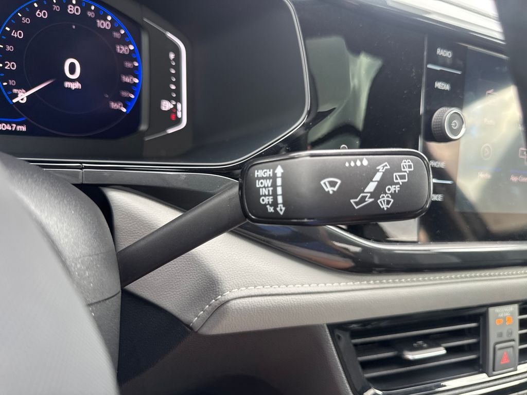 2024 Volkswagen Taos 1.5T SEL