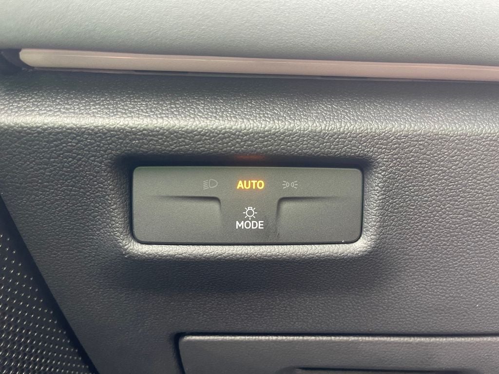 2025 Volkswagen Tiguan 2.0T SE R-Line Black