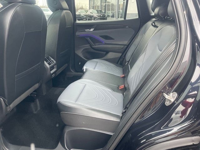 2025 Volkswagen Tiguan 2.0T SE R-Line Black