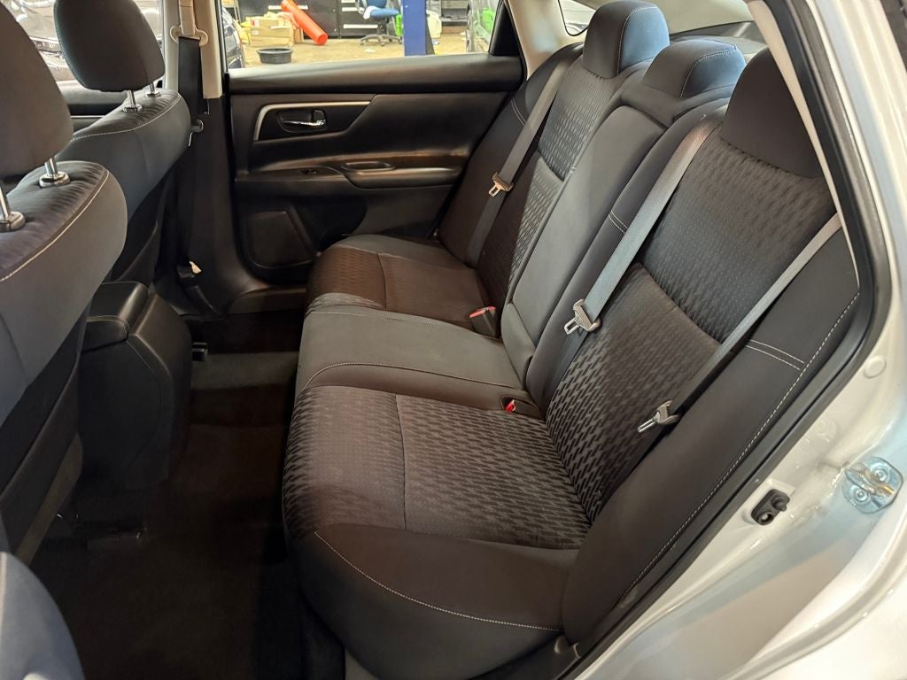 2017 Nissan Altima 2.5 SV