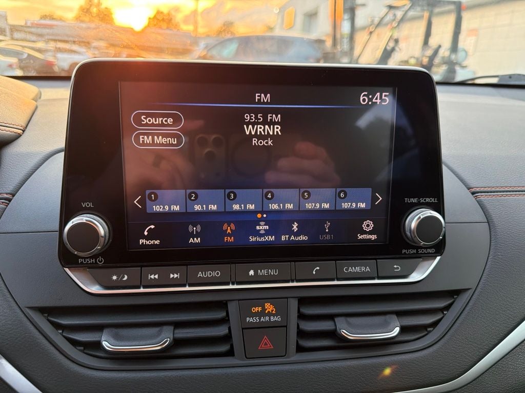 2022 Nissan Altima 2.5 SR