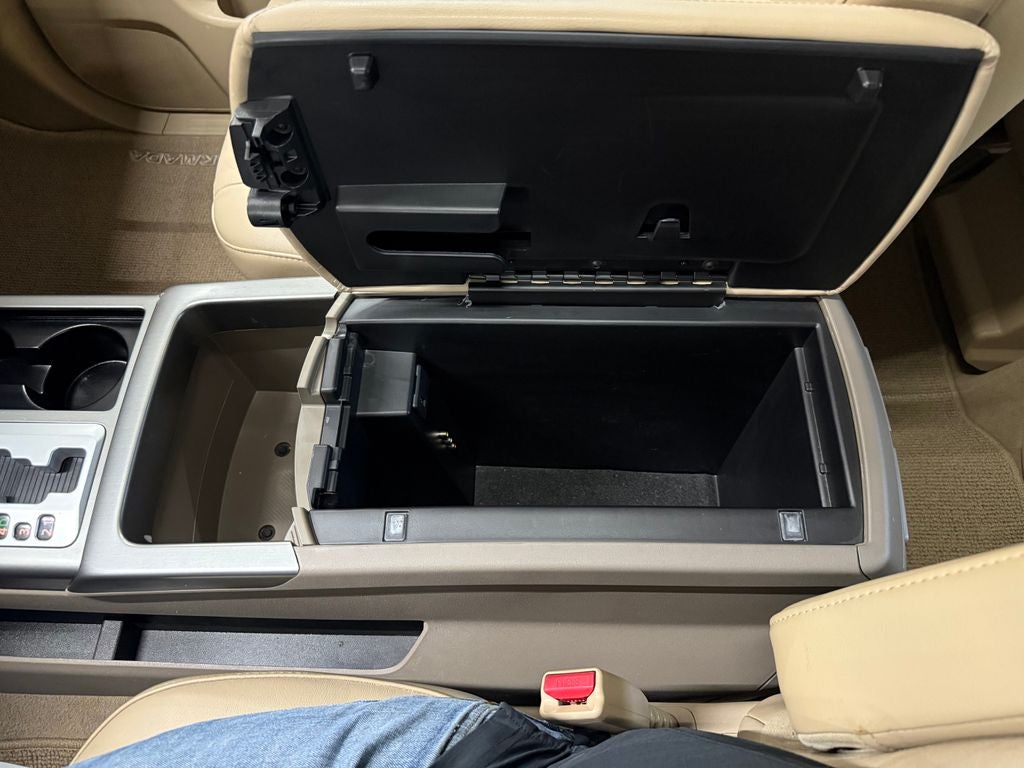 2013 Nissan Armada Platinum