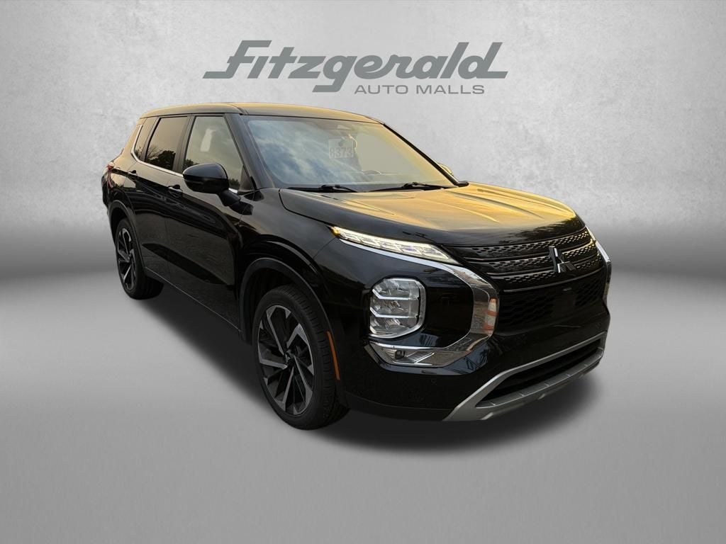 2024 Mitsubishi Outlander SE