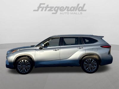 2021 Toyota Highlander Hybrid Platinum