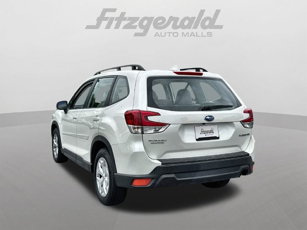 2023 Subaru Forester Base