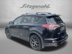 2017 Toyota RAV4 Hybrid SE