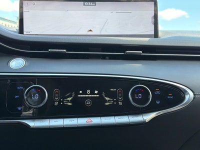 2025 Genesis GV70 2.5T