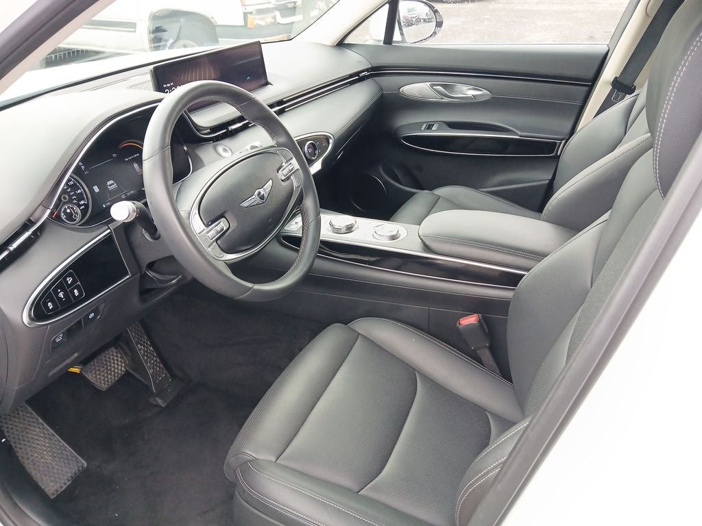2025 Genesis GV70 2.5T