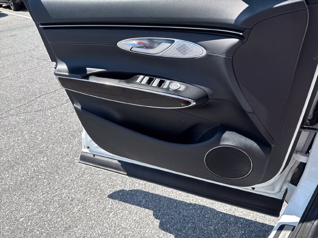 2025 Genesis GV70 2.5T