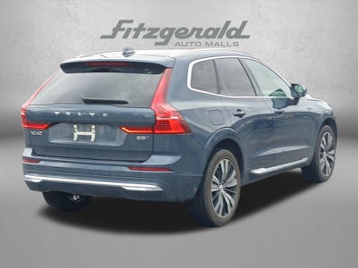 2023 Volvo XC60 B5 Ultimate Bright Theme
