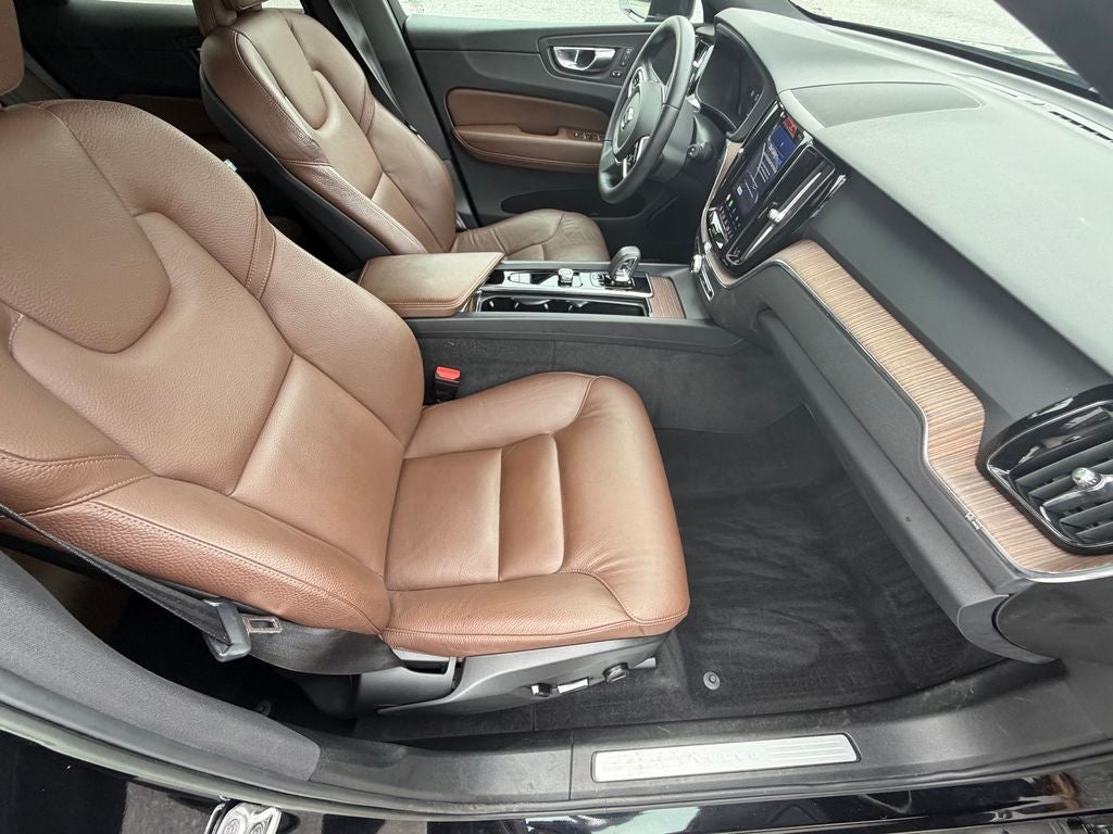 2023 Volvo XC60 B5 Plus Bright Theme Gaithersburg MD | Fitzgerald