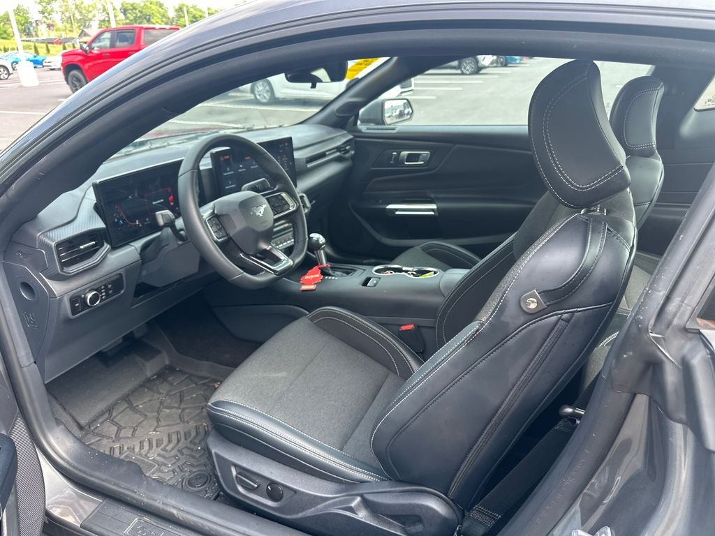 2025 Ford Mustang EcoBoost