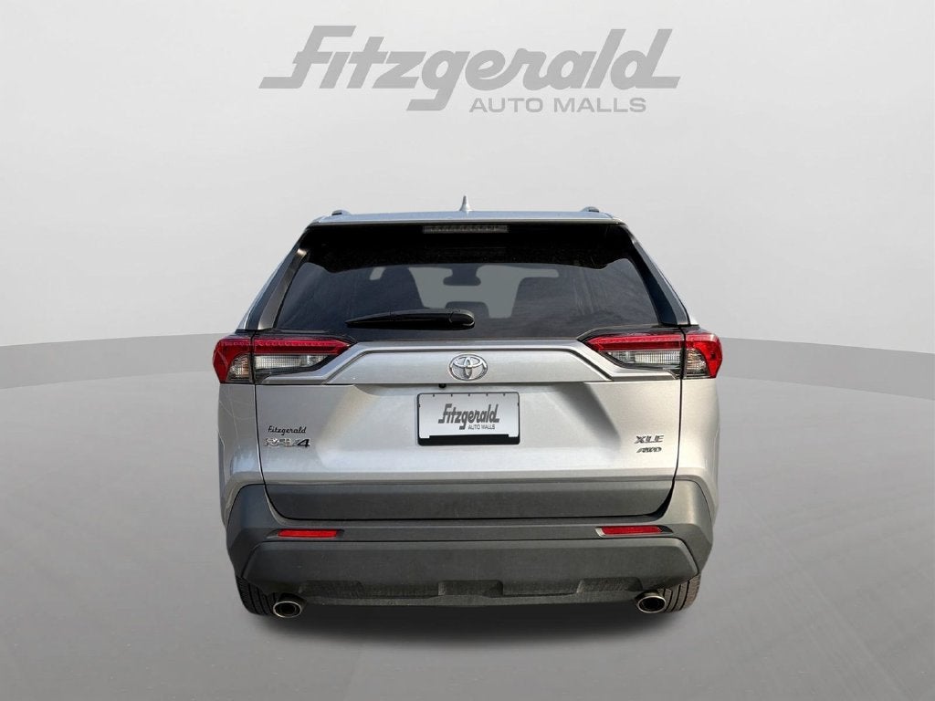 2025 Toyota RAV4 XLE