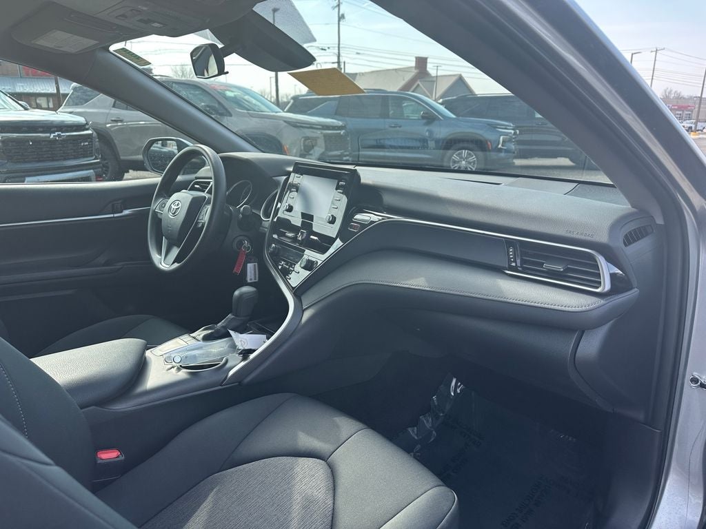 2023 Toyota CAMRY LE