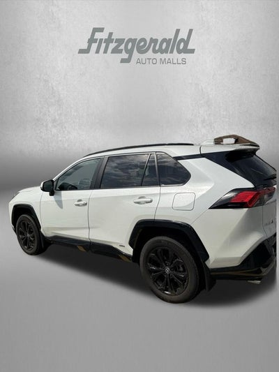 2022 Toyota RAV4 HYBRID SE