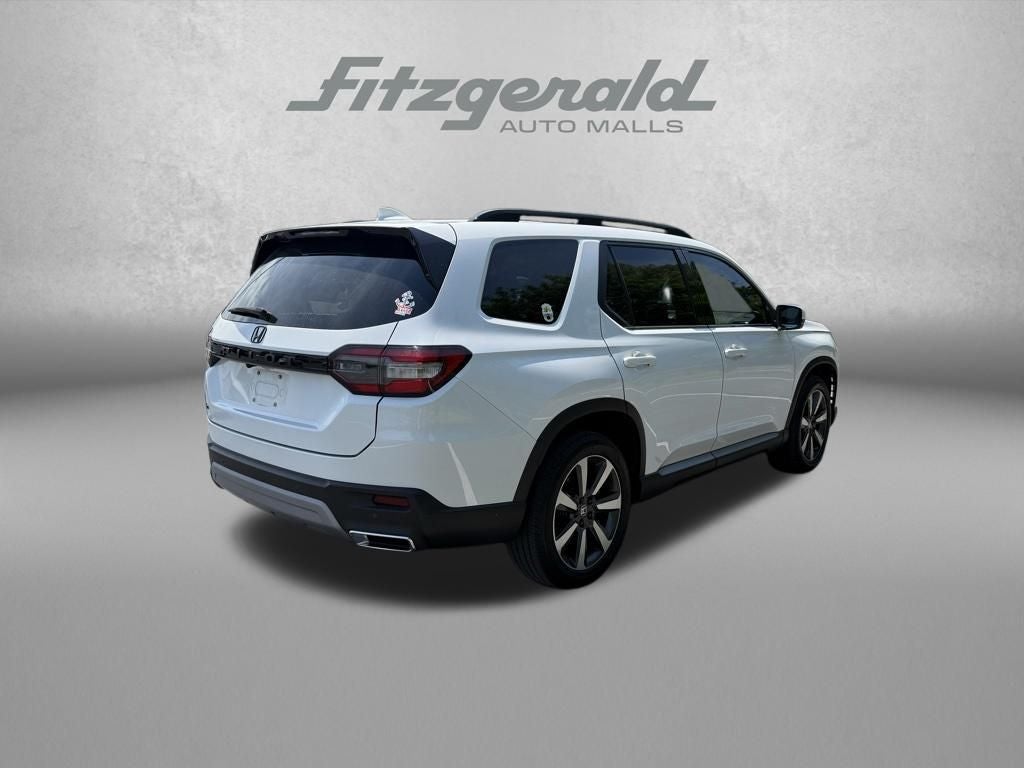 2024 Honda Pilot Touring