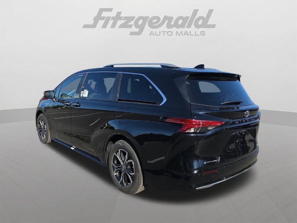 2026 Toyota Sienna Platinum 7 Passenger