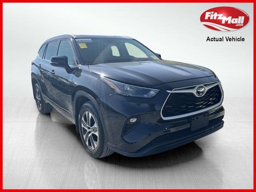 2022 Toyota Highlander XLE