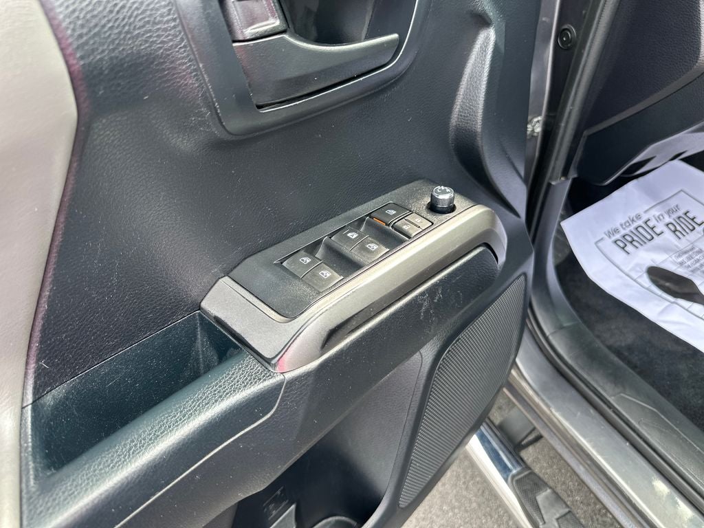 2018 Toyota Tacoma SR5 V6