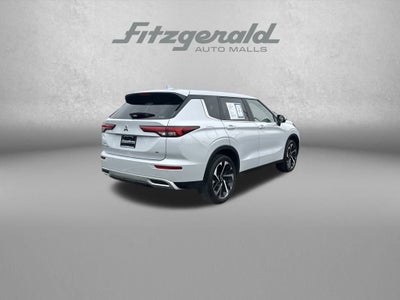 2024 Mitsubishi Outlander SE