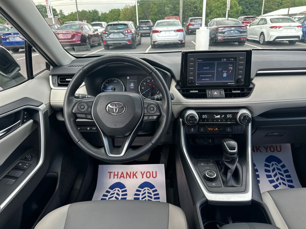 2022 Toyota RAV4 Hybrid XLE Premium
