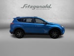 2017 Toyota RAV4 SE