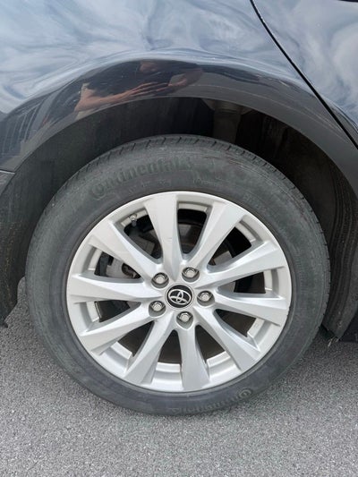 2018 Toyota CAMRY LE